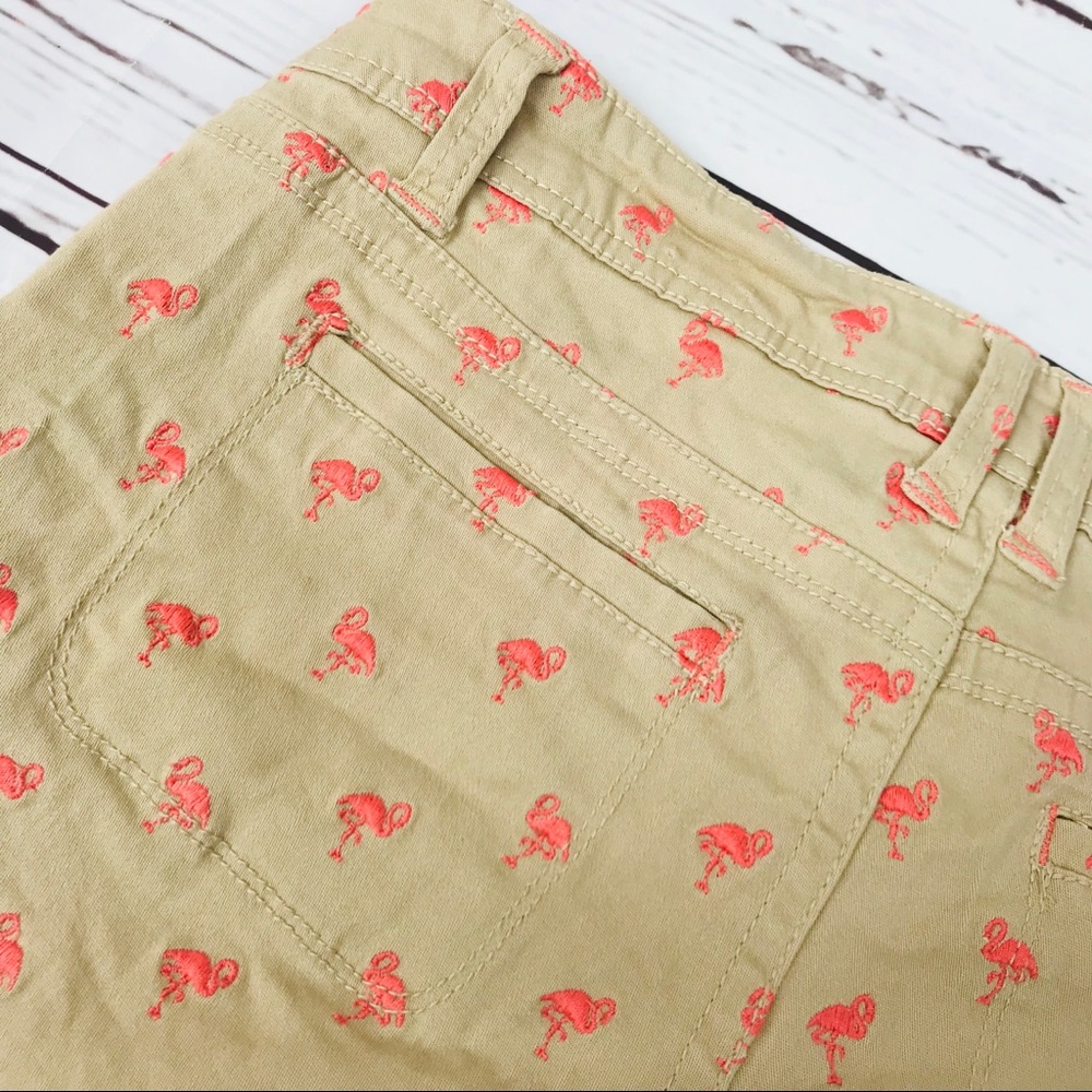 Pink Falmingo Shorts Tan Size 11 EUC - Picture 5 of 6
